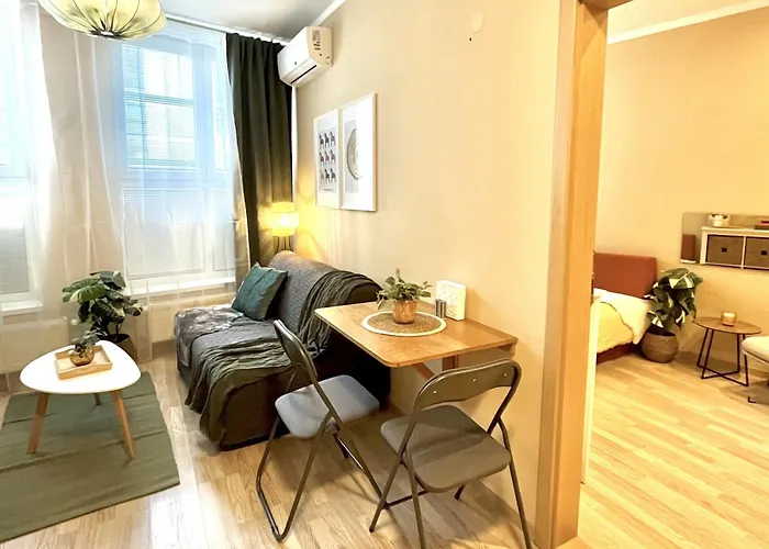 Апартаменти Jenny - Old Town, Free Private Parking, Ac